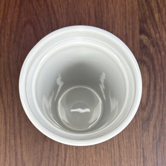 🔥🔥🔥Starbucks Classic White Tumbler with Dark Lid🔥🔥🔥 - Picture 11 of 12